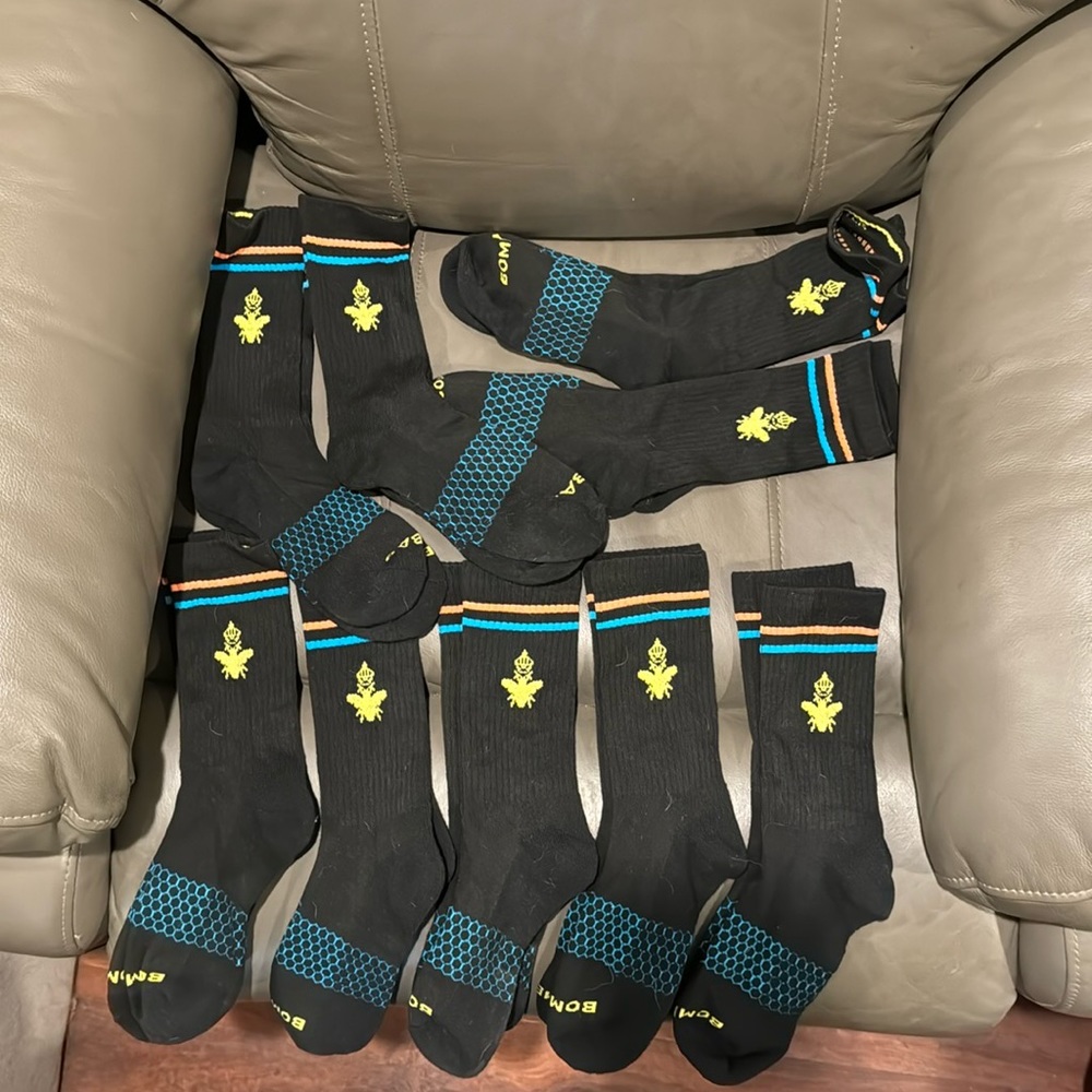 Bombas 9 pair size medium never worn